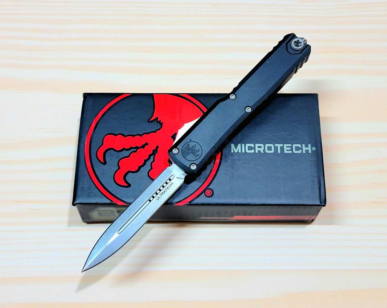 Microtech Ultratech Gen III ZBP Double Edge OTF Knife (SV-BK)