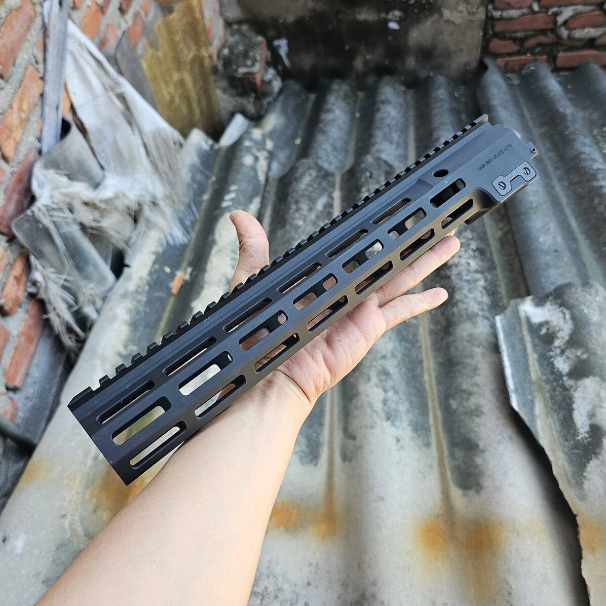 Geissele Super Modular Rail MK16 13.5″ M-LOK Handguard - Ảnh 3