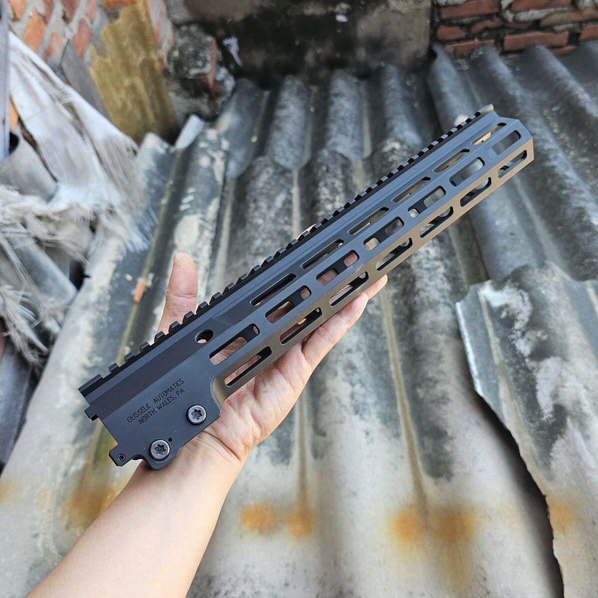 Geissele Super Modular Rail MK16 13.5″ M-LOK Handguard - Ảnh 4